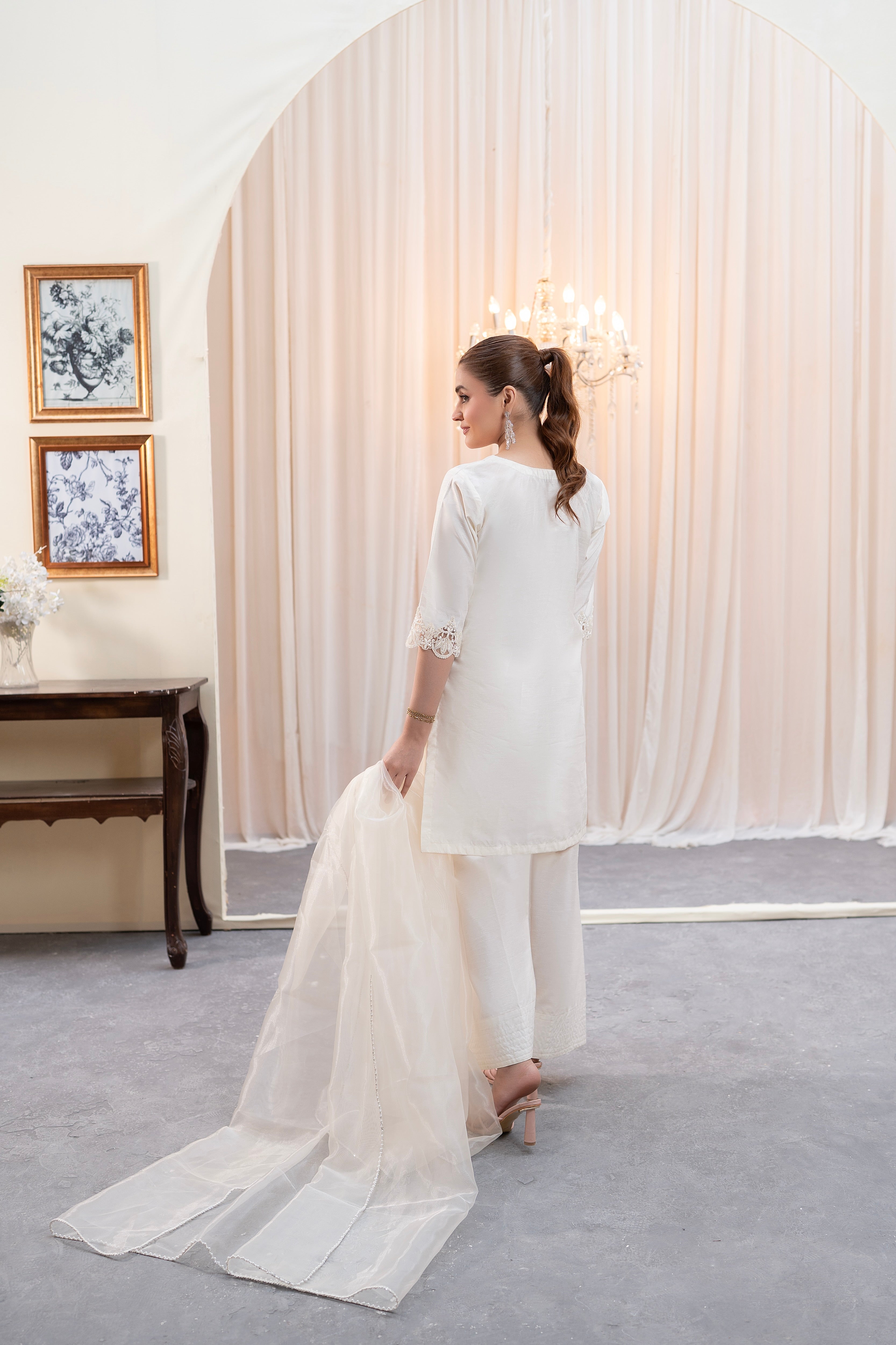 IVORY - 3 PIECE SUIT