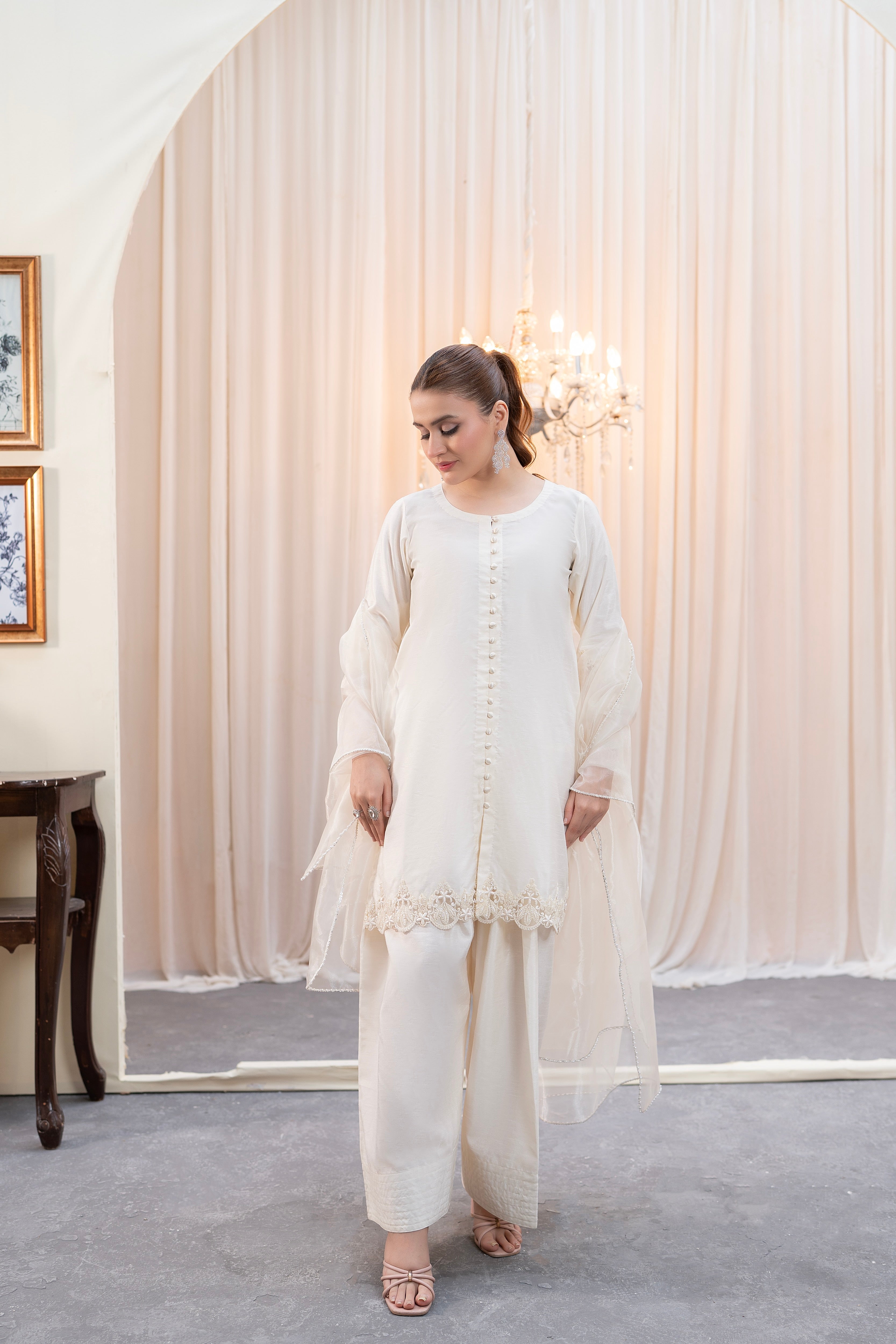 IVORY - 3 PIECE SUIT