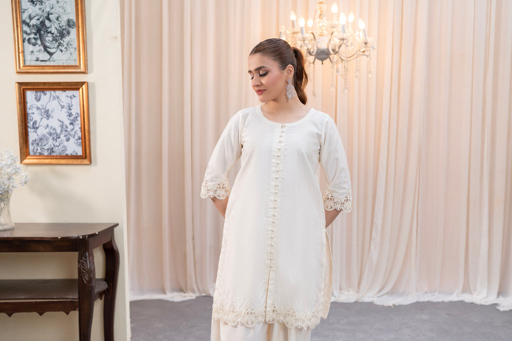 IVORY - 3 PIECE SUIT