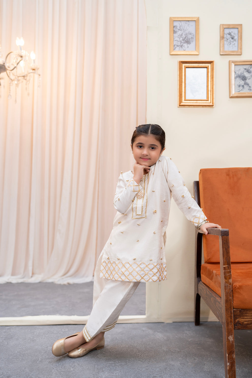 IVORY SUIT